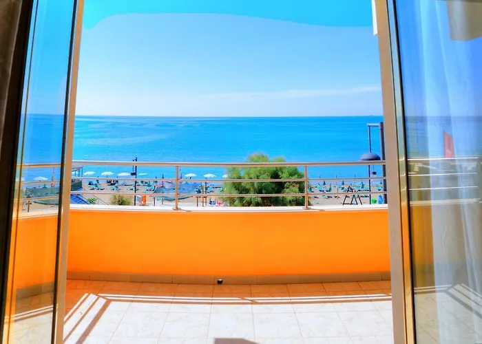 Panoramico 2* Scauri (Lazio)