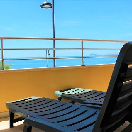 ホテル Panoramico スカウリ